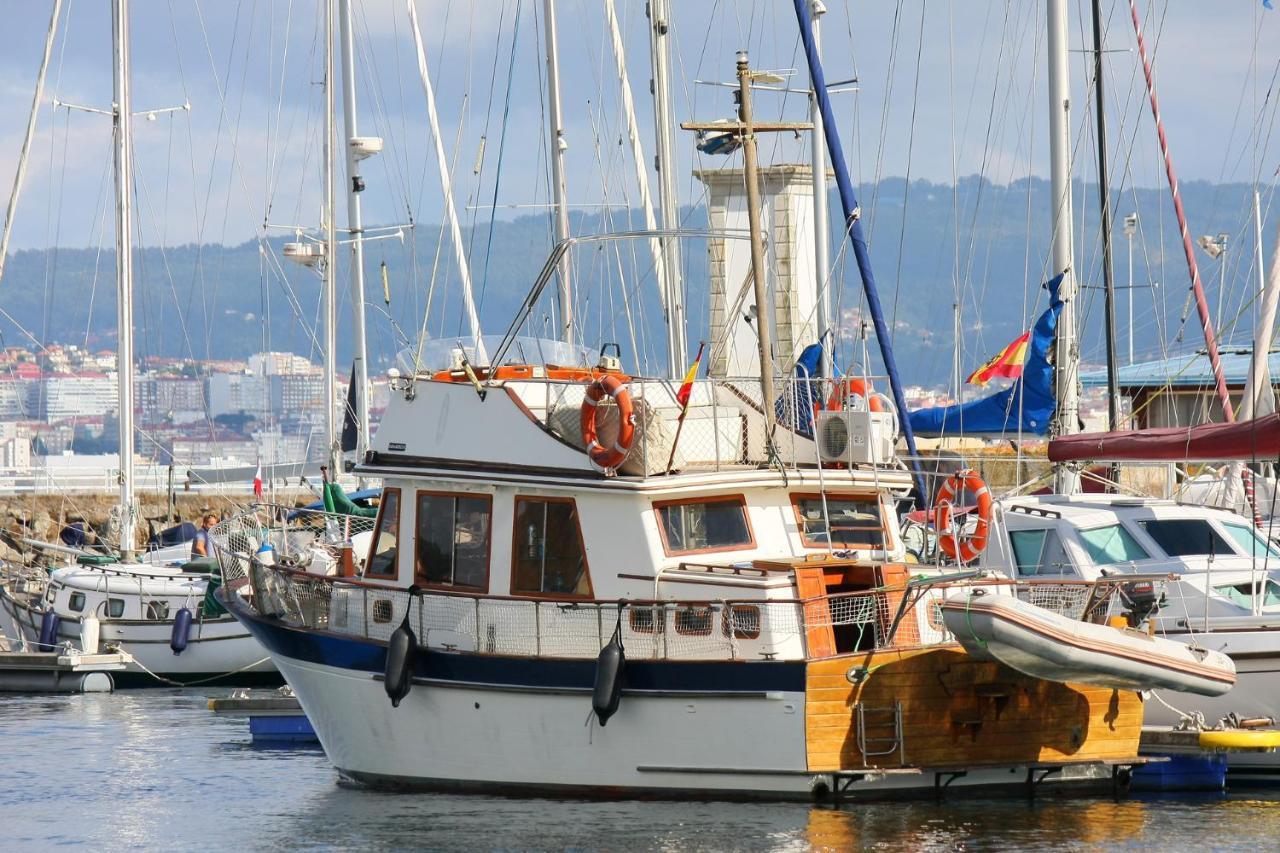 Barco 12 Mts Centro Cangas 外观 照片